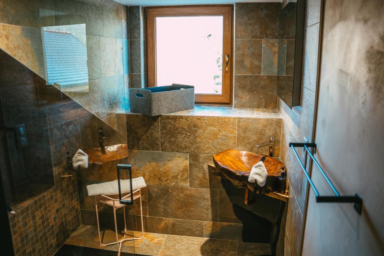 Le Grand Petit Prince - Domaine De Charme - Jacuzzis Privatifs Ґебвіллер Екстер'єр фото