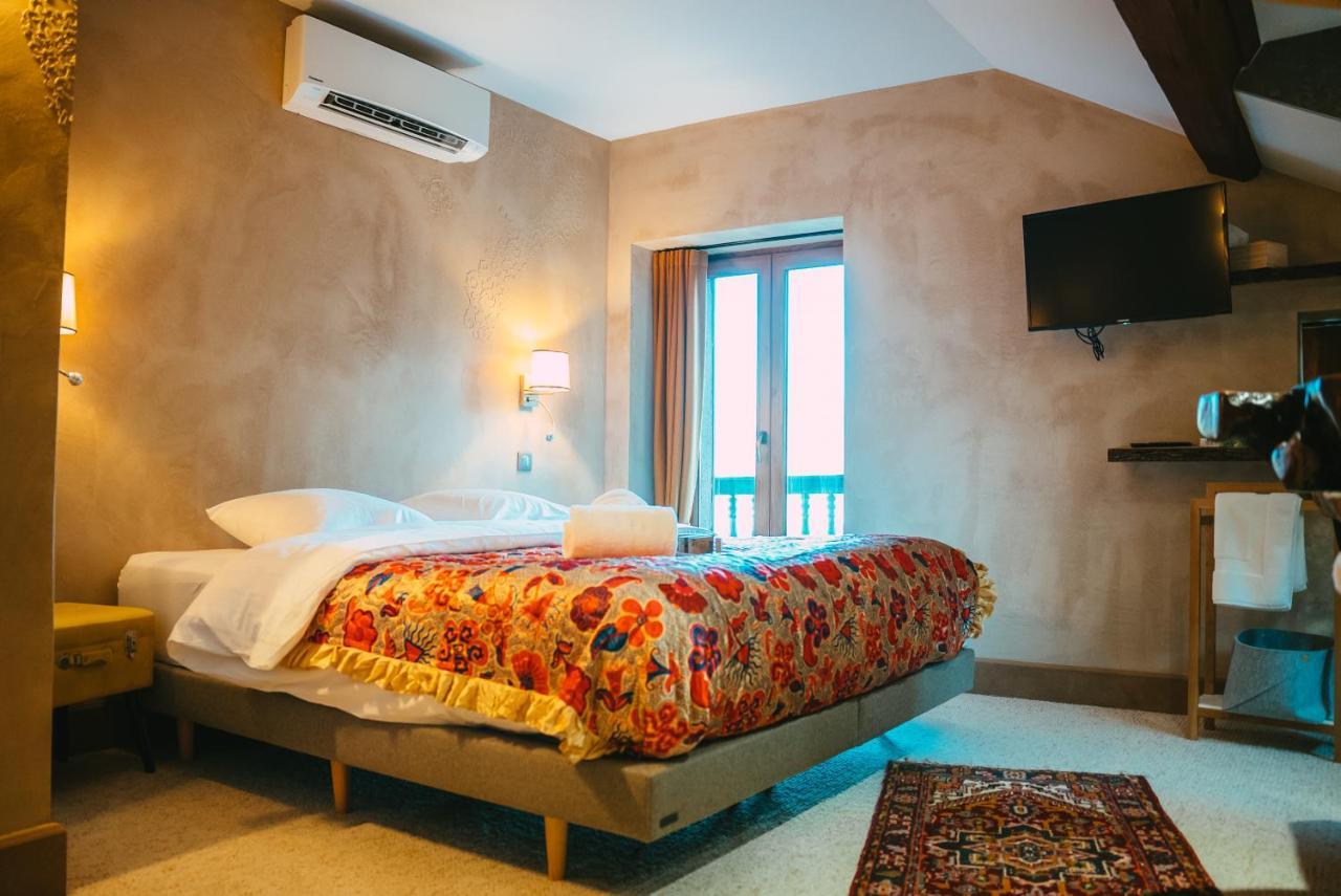 Le Grand Petit Prince - Domaine De Charme - Jacuzzis Privatifs Ґебвіллер Екстер'єр фото